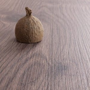 https://www.discountflooringdepot.co.uk/horizon-grey-brown-oak-8mm-v-groove-ac3-1-99m2-p1081