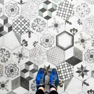 75004 Rue du Tresor, Paris - Sebastian Erras