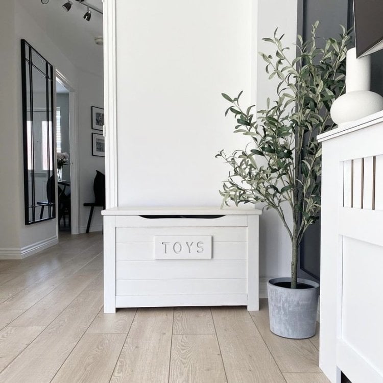 Luxury - 12mm Laminate Flooring - Morning Oak