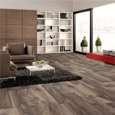 Hyva - 12mm Laminate Flooring - Earth Oak