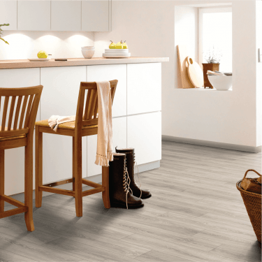 Hyva - 12mm Laminate Flooring - Sunrise Oak